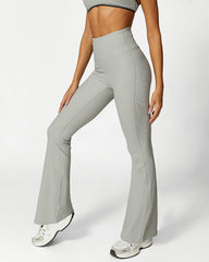 Pantalones acampanados de entrenamiento acanalados de cintura alta