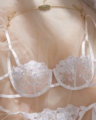 Sexy Flower Embroidered Mesh Lace Gathered Bra Set