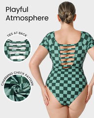 Traje de baño modesto de una pieza con mangas cortas y marca de verificación verde