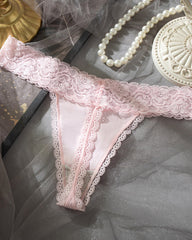 Sexy Pure Cotton Lace Low-rise Seamless Thong